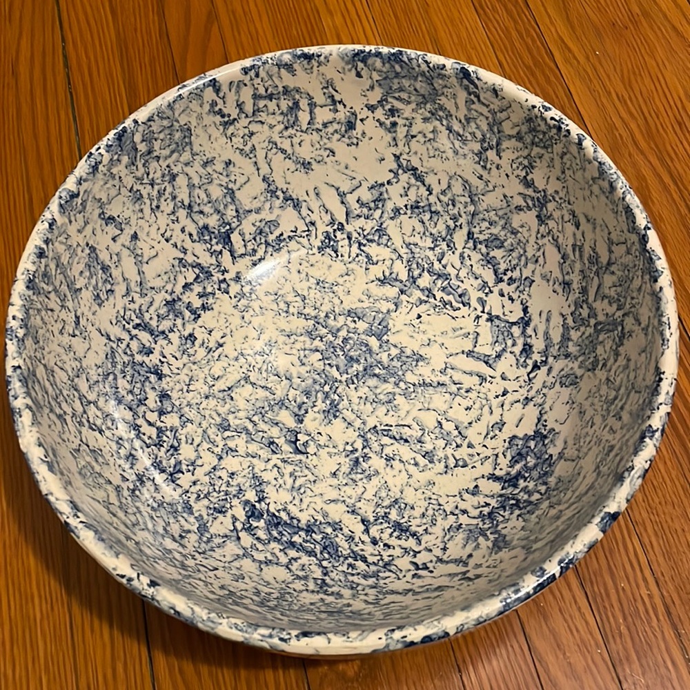 Serving bowl
